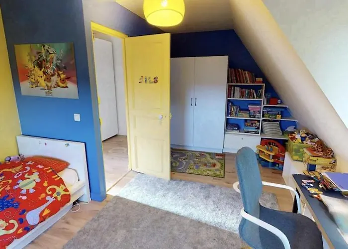 Maison De Charme Nichee Dans Le Bois Pour Vivre Une Experience Unique